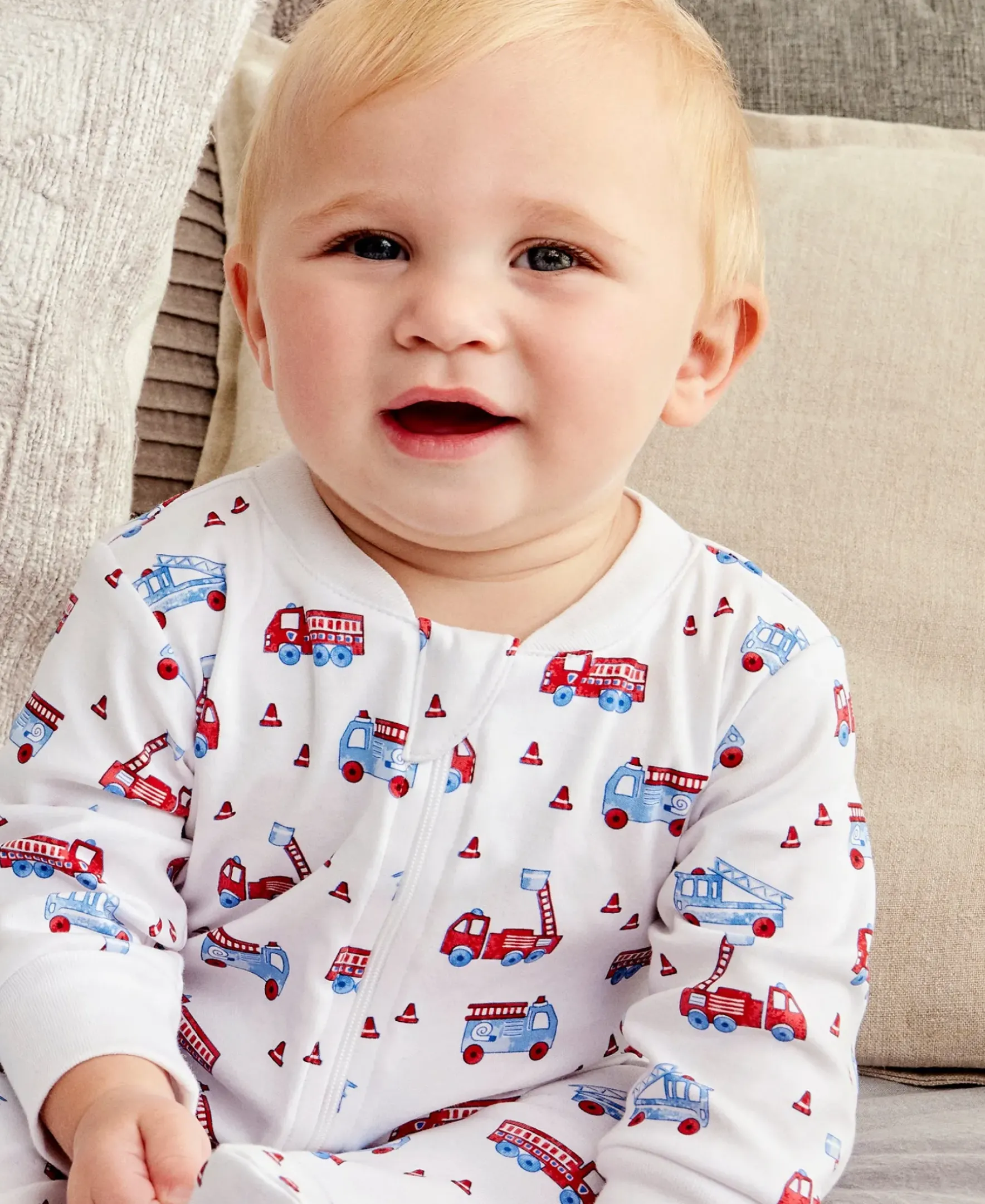 Kissy Kissy Flashing Firetrucks Zip Footie> Footies|Pajamas
