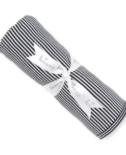Kissy Kissy Kissy Essentials Stripe Blanket> Blankets|Classic Collections